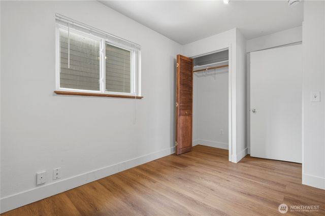 1 Dravus Street, Seattle, WA 98109
