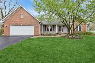 103 Tulip Circle, Island Lake, IL 60042