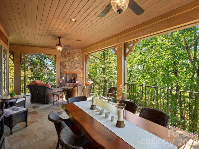 5 Rock Vista Way, Arden, NC 28704