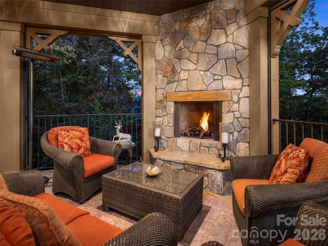 5 Rock Vista Way, Arden, NC 28704