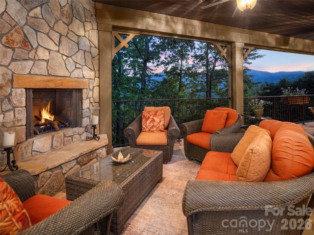5 Rock Vista Way, Arden, NC 28704