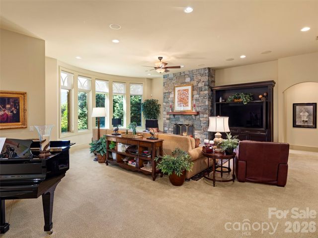 5 Rock Vista Way, Arden, NC 28704