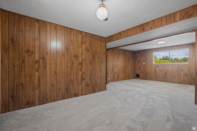 276 N 100 E, North Salt Lake, UT 84054