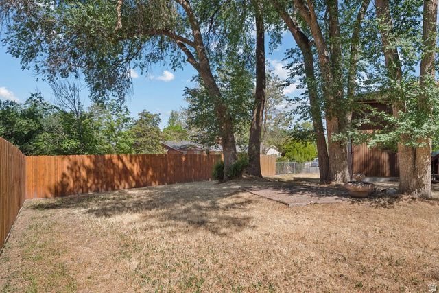 276 N 100 E, North Salt Lake, UT 84054