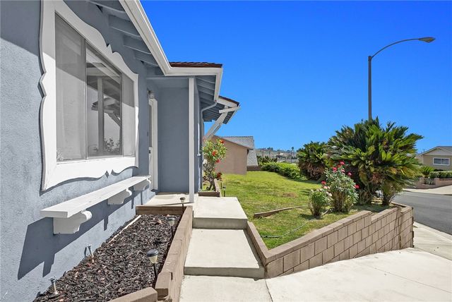 1680 Alisar Ave, Monterey Park, CA 91755