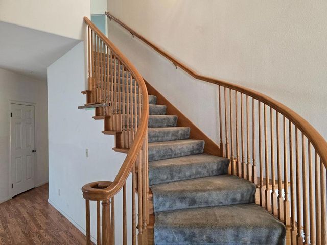 1204 Pickford Way, Salinas, CA 93906