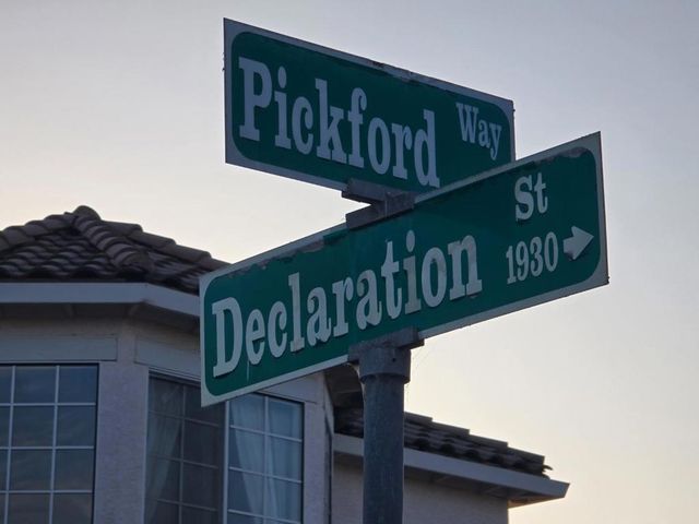 1204 Pickford Way, Salinas, CA 93906