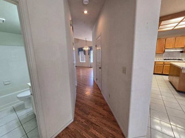 1204 Pickford Way, Salinas, CA 93906