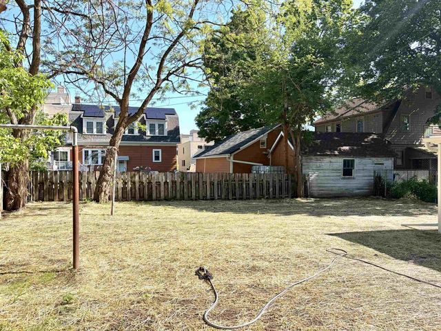 406 W 5TH STREET, Appleton, WI 54911