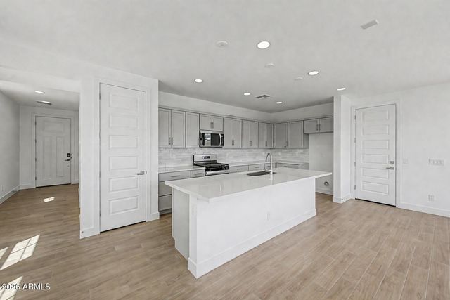 21501 E TIMBERLINE Road, Queen Creek, AZ 85142