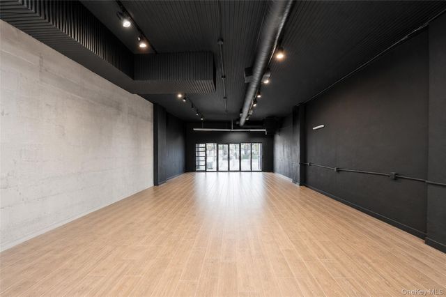 1077 Broadway Ground Floor, Brooklyn, NY 11221