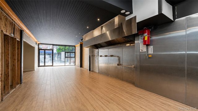1077 Broadway Ground Floor, Brooklyn, NY 11221