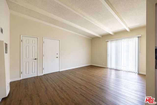 3722 Mentone Avenue, Los Angeles, CA 90034