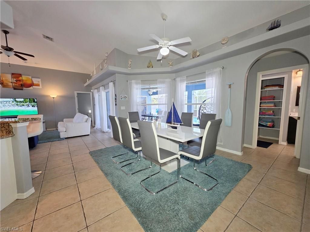 Image 14 of property listing at 2844 NW 6th ST, Cape Coral, FL 33993