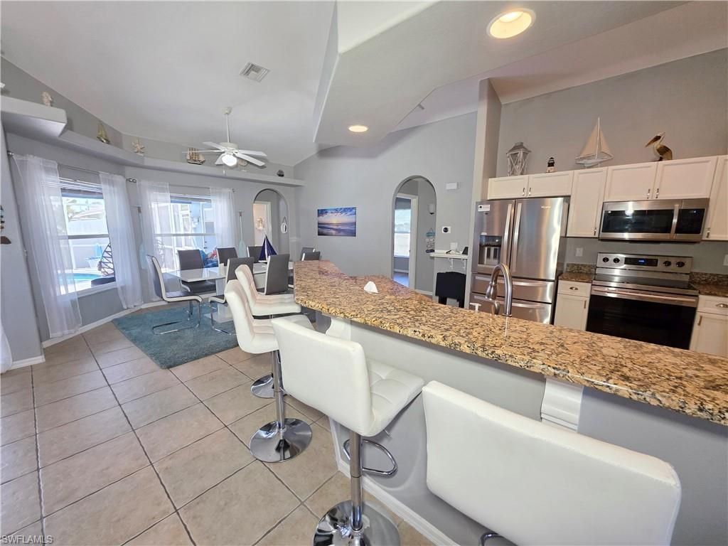 Image 15 of property listing at 2844 NW 6th ST, Cape Coral, FL 33993