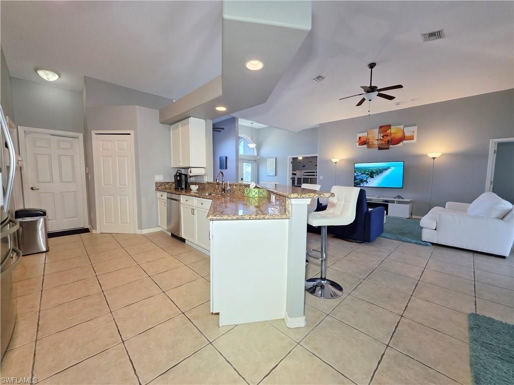 Image 17 of property listing at 2844 NW 6th ST, Cape Coral, FL 33993