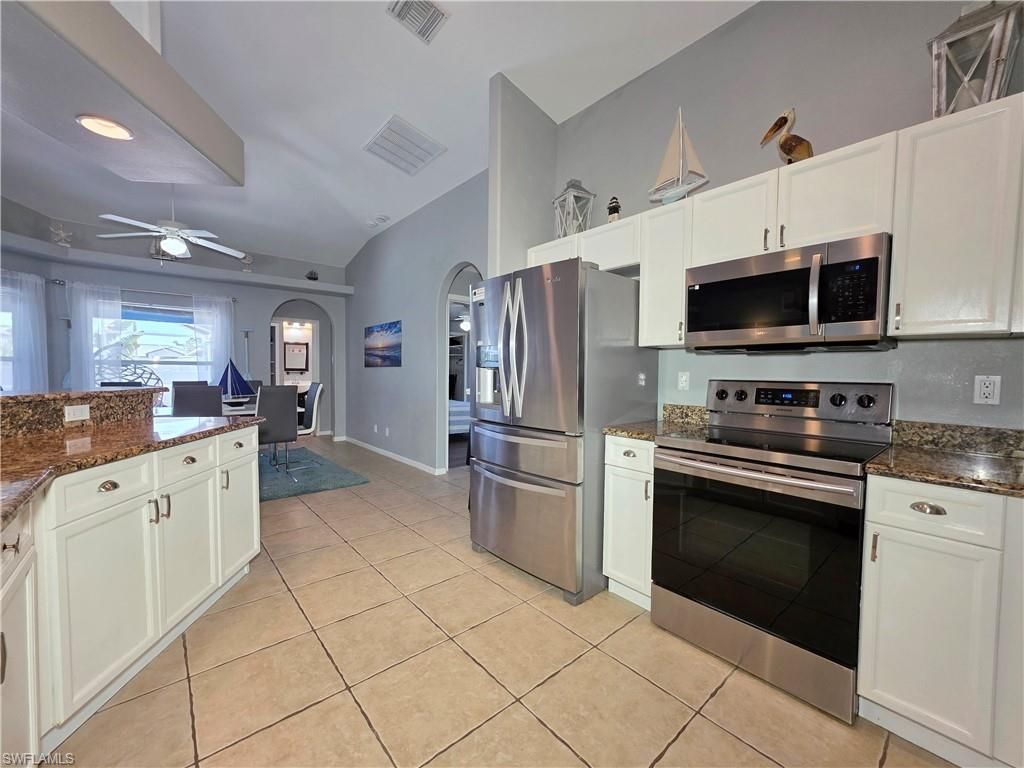 Image 19 of property listing at 2844 NW 6th ST, Cape Coral, FL 33993