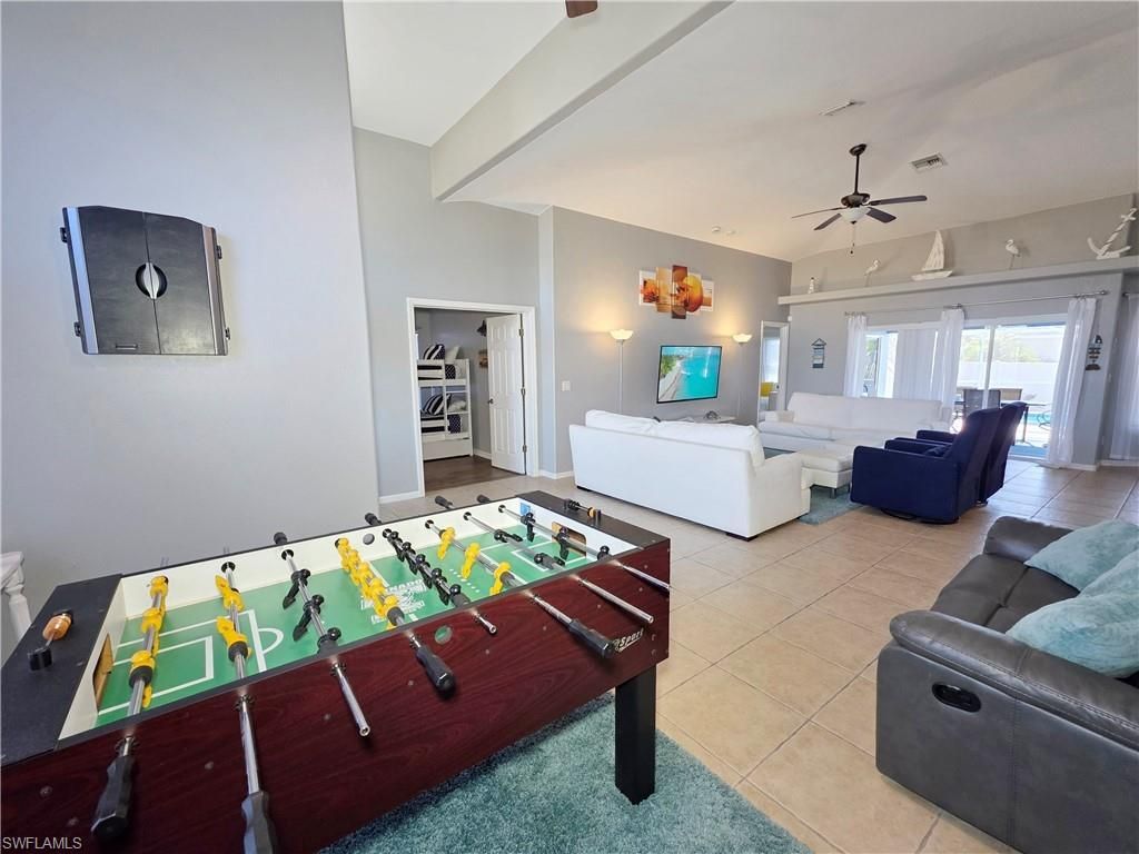 Image 7 of property listing at 2844 NW 6th ST, Cape Coral, FL 33993