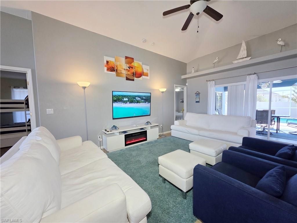 Image 9 of property listing at 2844 NW 6th ST, Cape Coral, FL 33993