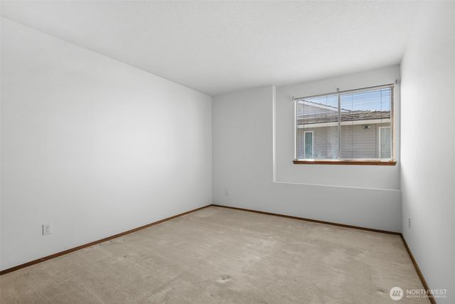 602 S 288th Lane, Federal Way, WA 98003