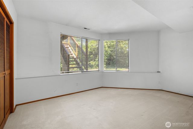 602 S 288th Lane, Federal Way, WA 98003
