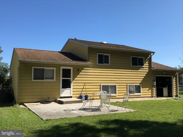 310 UNIVERSITY AVE, Pemberton, NJ 08068