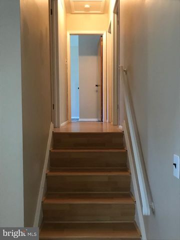 310 UNIVERSITY AVE, Pemberton, NJ 08068