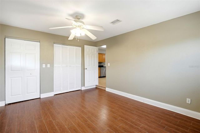 5697 33RD AVENUE N, St Petersburg, FL 33710