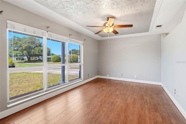 5697 33RD AVENUE N, St Petersburg, FL 33710