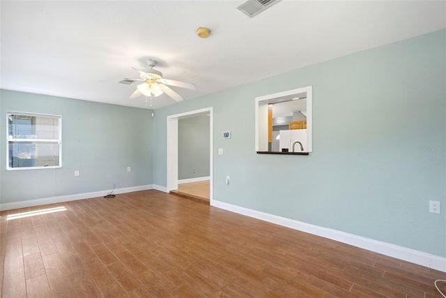 5697 33RD AVENUE N, St Petersburg, FL 33710