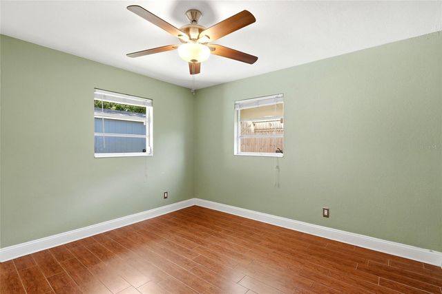 5697 33RD AVENUE N, St Petersburg, FL 33710