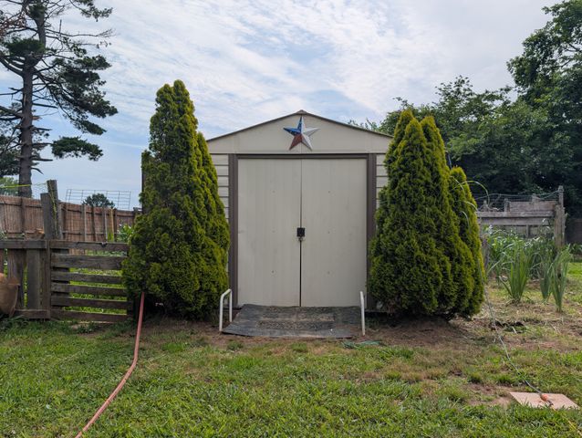 661 Portland Blvd, Portland, TN 37148