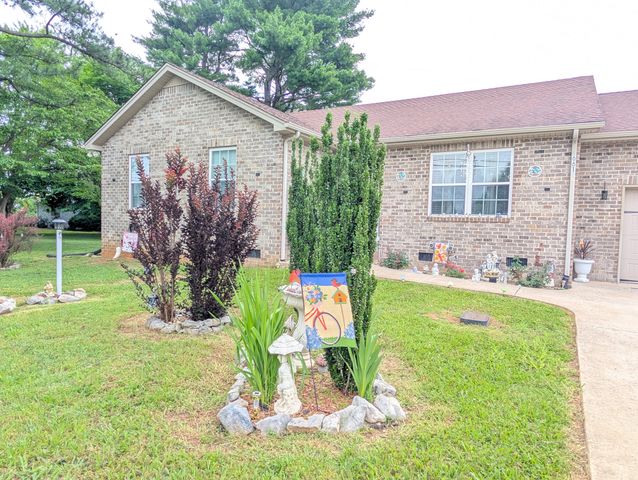 661 Portland Blvd, Portland, TN 37148