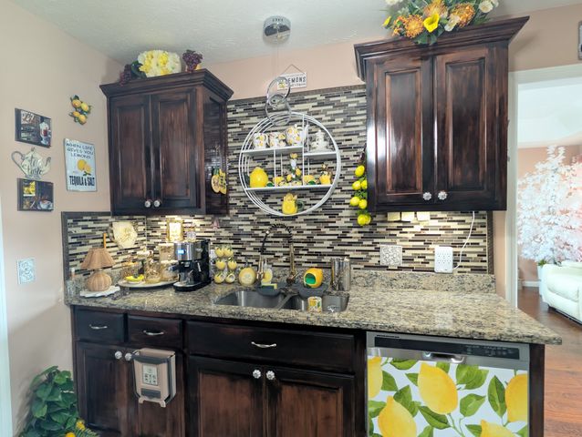 661 Portland Blvd, Portland, TN 37148