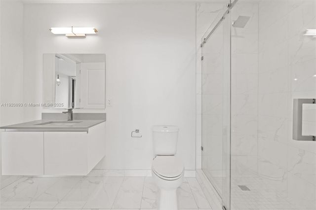 101 Diplomat Pkwy 2605, Hallandale Beach, FL 33009