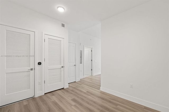 101 Diplomat Pkwy 2605, Hallandale Beach, FL 33009