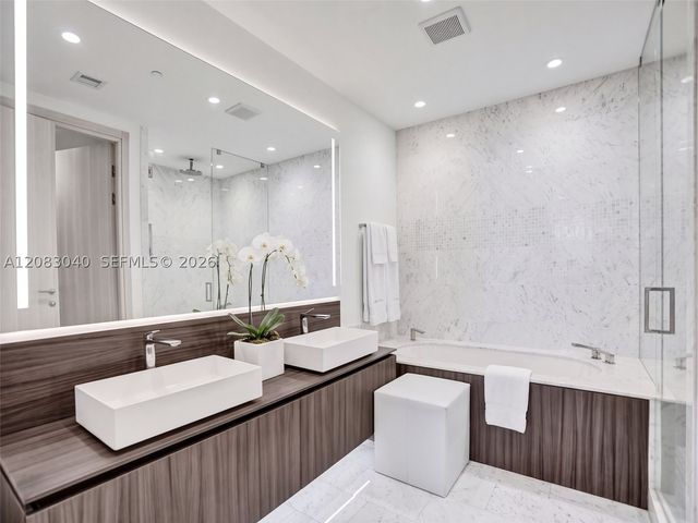 1000 Brickell Plz PH5103, Miami, FL 33131