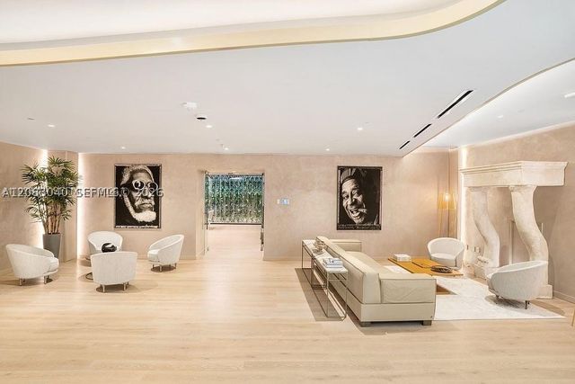 1000 Brickell Plz PH5103, Miami, FL 33131