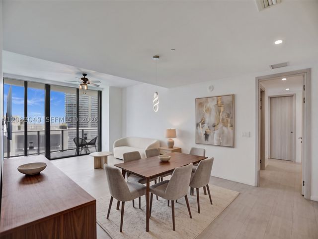 1000 Brickell Plz PH5103, Miami, FL 33131