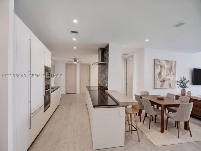 1000 Brickell Plz PH5103, Miami, FL 33131