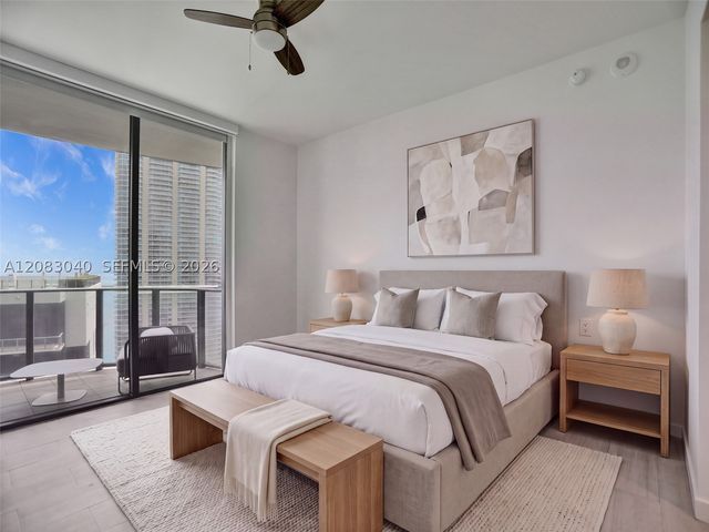 1000 Brickell Plz PH5103, Miami, FL 33131