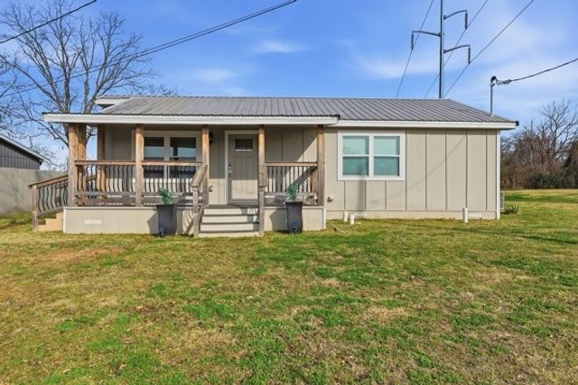 108 Reservoir Street, Sulphur Springs, TX 75482