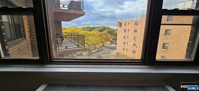 8800 Boulevard East 7K, North Bergen, NJ 07047