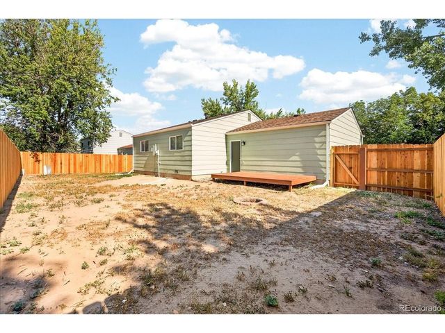 19024 E 22nd Dr, Aurora, CO 80011