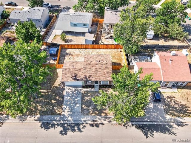 19024 E 22nd Dr, Aurora, CO 80011