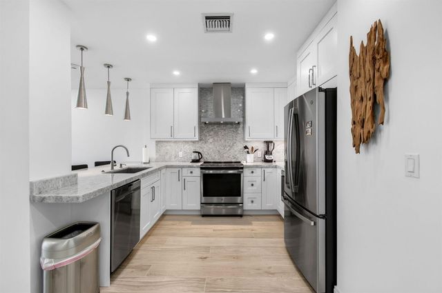 120 N OCEAN Boulevard 203, Delray Beach, FL 33483