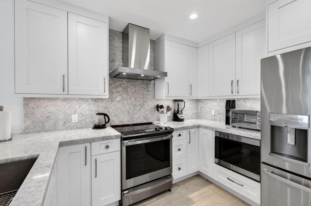 120 N OCEAN Boulevard 203, Delray Beach, FL 33483