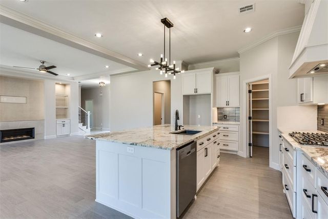9305 NW 84th Street, Yukon, OK 73099