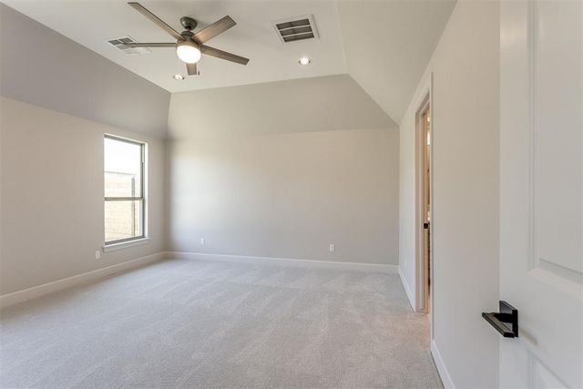 9305 NW 84th Street, Yukon, OK 73099