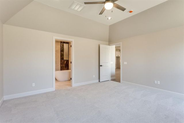 9305 NW 84th Street, Yukon, OK 73099
